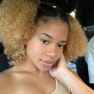 Meet your Posher, Kierra